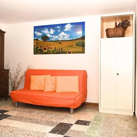 Semesterbostad La Casa Di Wilma Cavoleto